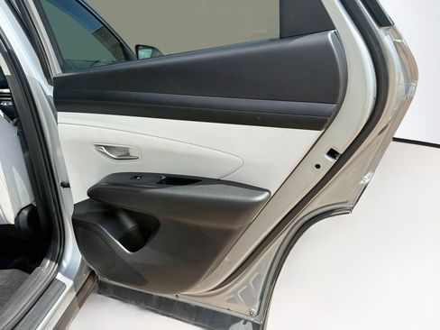 Used 2025 Hyundai Tucson SEL AWD/4WD image 32