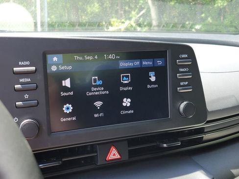 New 2025 Hyundai Elantra Sport image 19