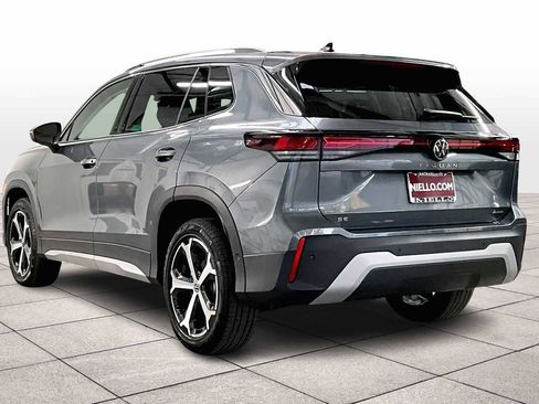 New 2026 Volkswagen Tiguan SE image 3