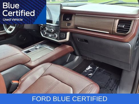 Certified 2023 Ford Expedition Limited image 30