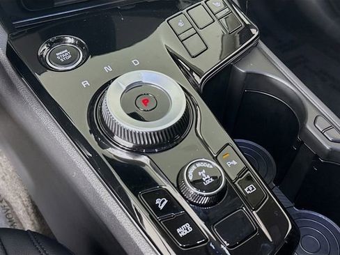 Used 2025 Kia Sportage EX w/ EX Premium Package image 17