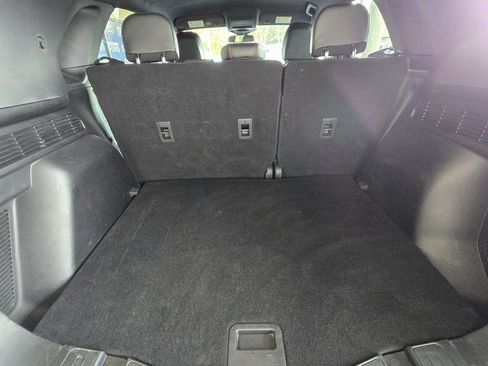 Used 2025 Ford Escape ST-Line image 8