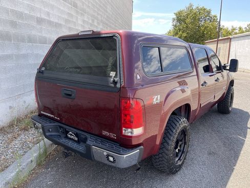 Used 2009 GMC Sierra 1500 SLE w/ Power Pack Plus AWD/4WD image 4