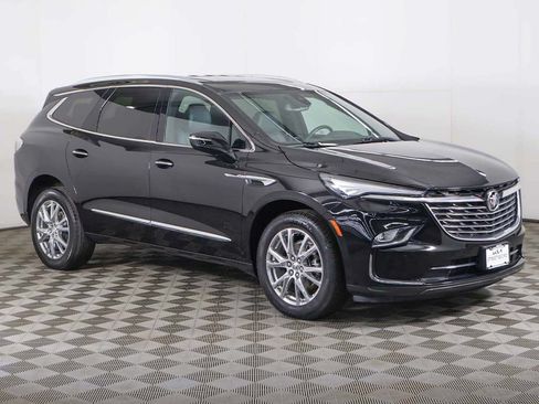 Used 2023 Buick Enclave Essence w/ Experience Buick Package AWD/4WD image 2