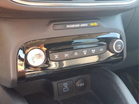 Used 2023 Ford Escape Platinum AWD/4WD image 11