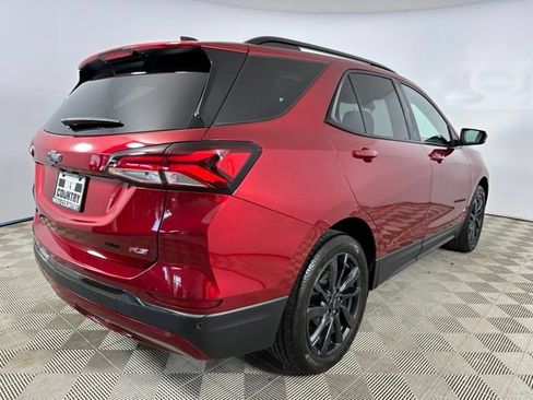 Used 2022 Chevrolet Equinox RS AWD/4WD image 14