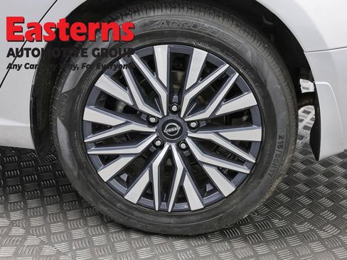 Used 2023 Nissan Altima 2.5 SV AWD/4WD image 33