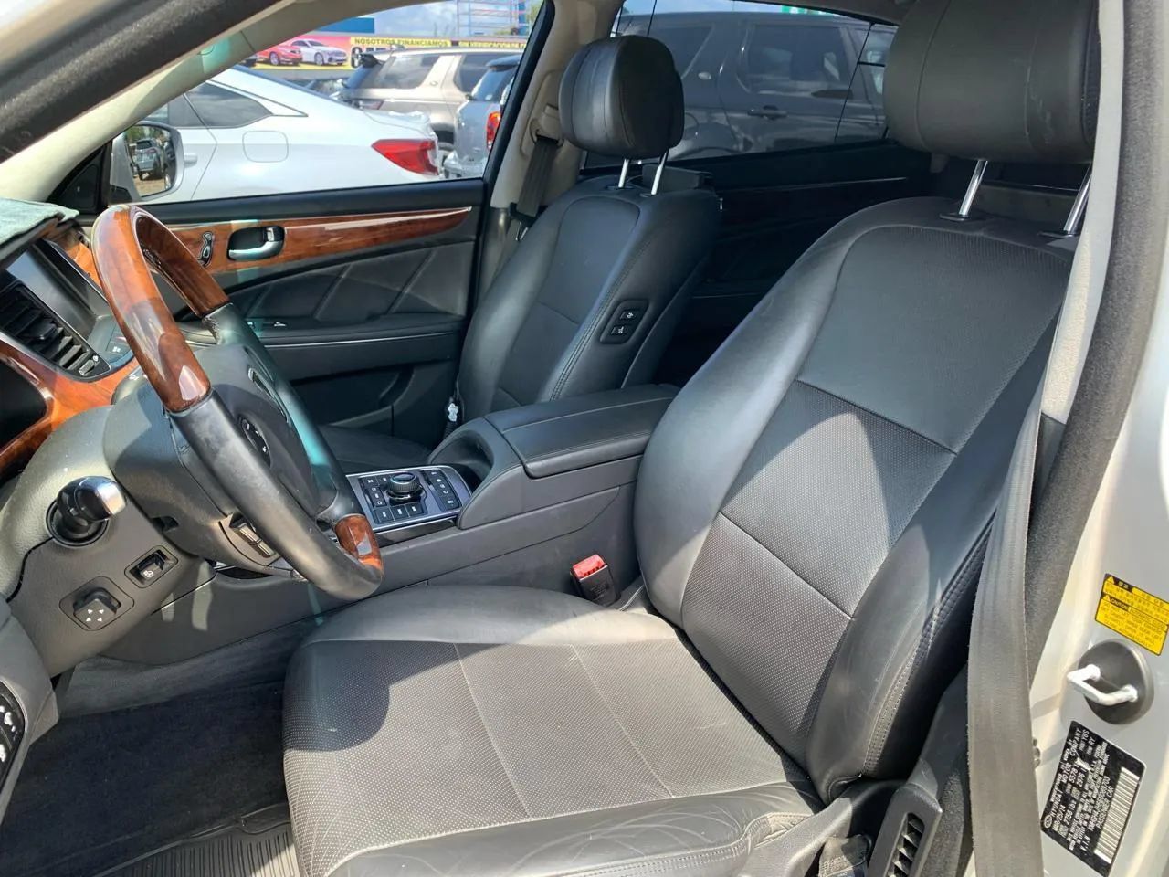 Used 2014 Hyundai Equus Ultimate RWD image 20