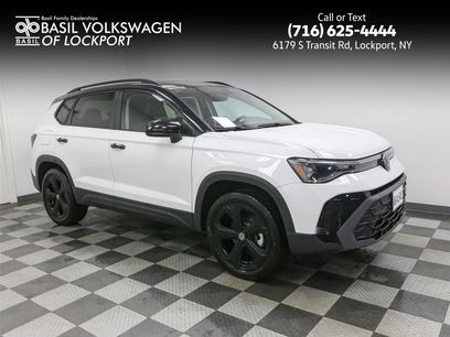 New 2025 Volkswagen Taos SE