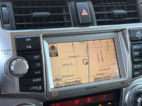 Used 2011 Toyota 4Runner Limited AWD/4WD image 15