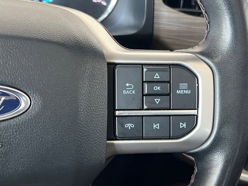 Used 2023 Ford Expedition Limited image 37