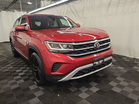 Used 2022 Volkswagen Atlas Cross Sport SEL AWD/4WD image 3