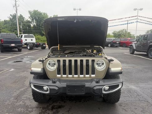 Used 2020 Jeep Gladiator Overland AWD/4WD image 65