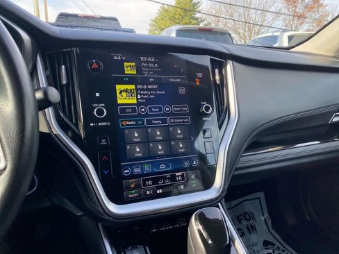 Used 2023 Subaru Outback Limited image 15