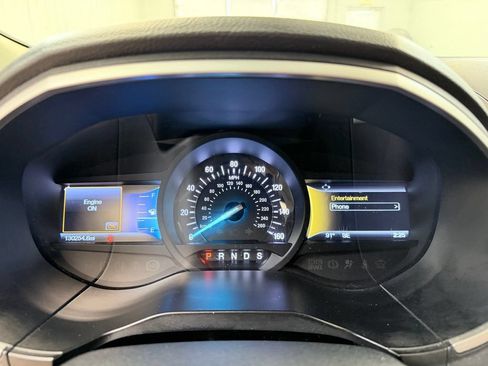 Used 2017 Ford Edge SEL w/ Equipment Group 201A AWD/4WD image 39