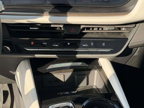 New 2026 Buick Envision Avenir AWD/4WD image 11