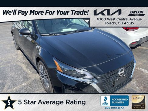 Used 2025 Nissan Altima 2.5 SV FWD image 1