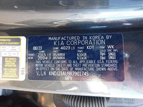 Used 2024 Kia Soul LX w/ Option Group 015 FWD image 15