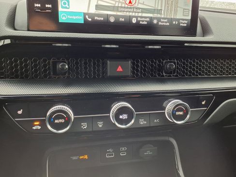 Used 2023 Honda CR-V Sport Touring image 7