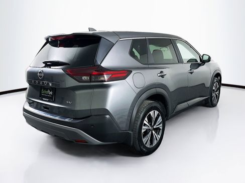 Used 2023 Nissan Rogue SV image 9