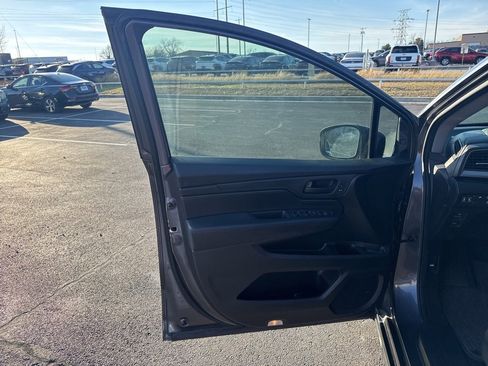 Used 2022 Honda Odyssey EX-L image 9
