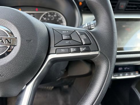 Used 2020 Nissan Kicks SV image 18