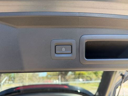 Used 2025 MAZDA CX-30 AWD 2.5 S w/ Preferred Package image 23