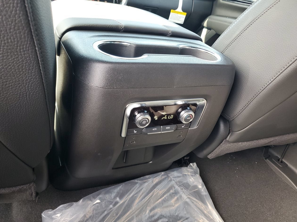 New 2026 GMC Yukon Denali RWD image 16
