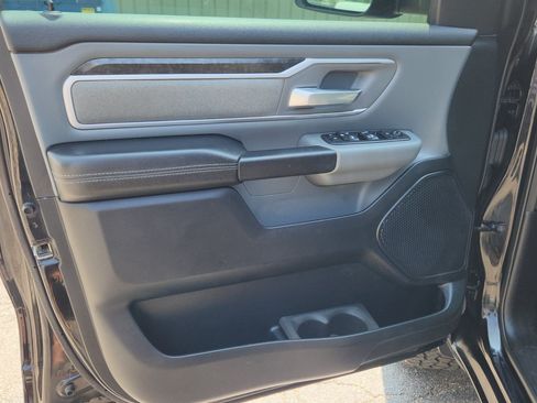 Used 2021 RAM 1500 Big Horn AWD/4WD image 17