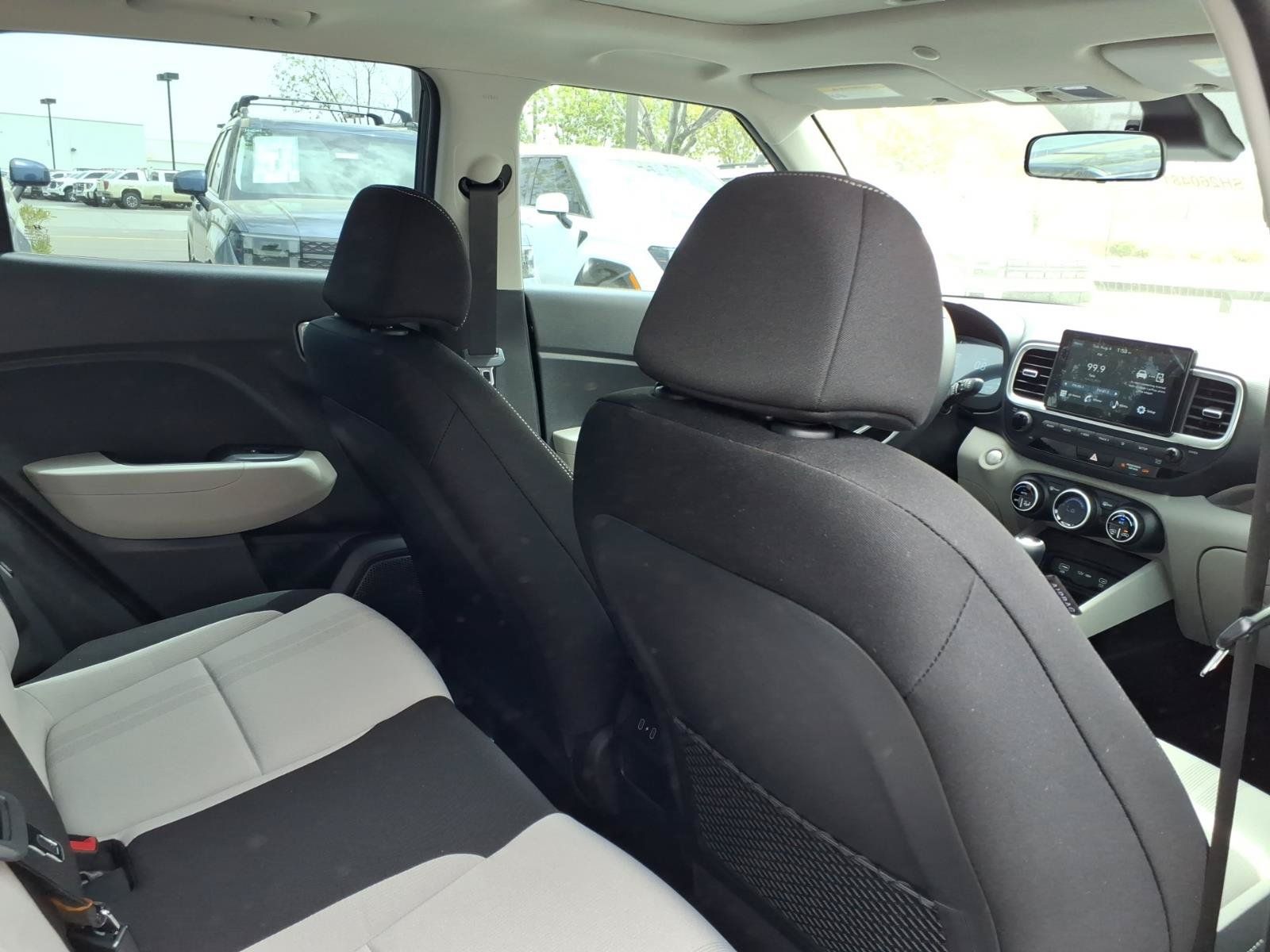 New 2026 Hyundai Venue SEL FWD image 8