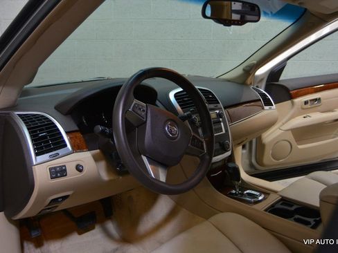 Used 2008 Cadillac SRX w/ Utility Package RWD image 12