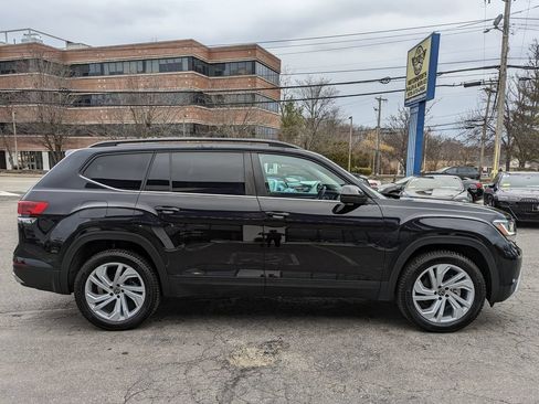 Used 2023 Volkswagen Atlas SE w/ Panoramic Sunroof Package AWD/4WD image 6