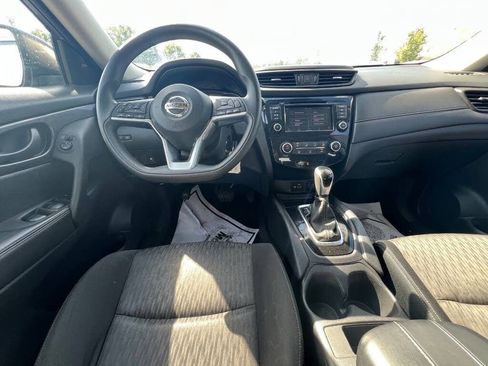 Used 2020 Nissan Rogue S image 18