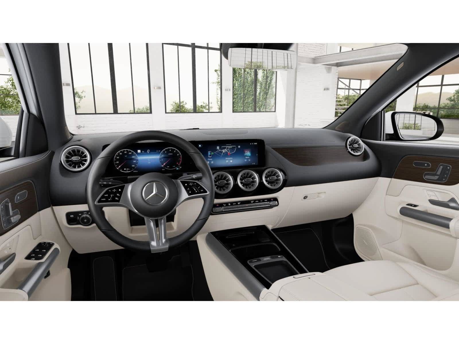 Used 2026 Mercedes-Benz GLA 250 4MATIC image 3