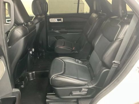Used 2020 Ford Explorer ST w/ Premium Technology Package AWD/4WD image 16