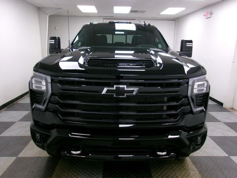 New 2026 Chevrolet Silverado 2500 High Country w/ Midnight Edition image 15
