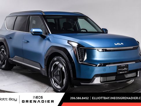 Used 2024 Kia EV9 Land AWD/4WD image 1