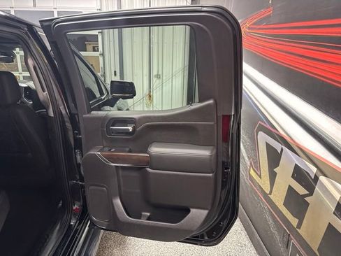 Used 2020 GMC Sierra 1500 SLT w/ SLT Premium Plus Package AWD/4WD image 25