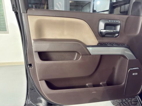 Used 2017 Chevrolet Silverado 2500 LTZ w/ Duramax Plus Package image 16