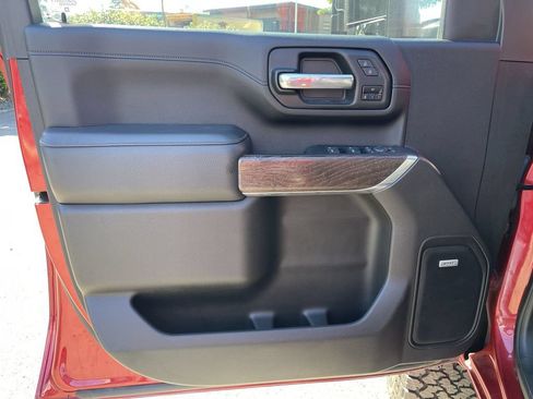 Used 2023 GMC Sierra 3500 Denali w/ Denali Ultimate Package AWD/4WD image 23