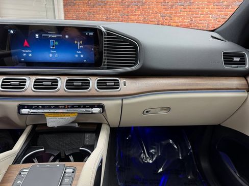 New 2026 Mercedes-Benz GLE 580 4MATIC image 17