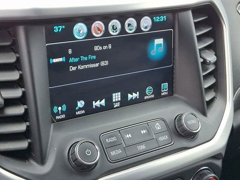 Used 2018 GMC Acadia SLT image 20