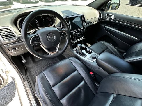 Used 2019 Jeep Grand Cherokee Limited AWD/4WD image 22