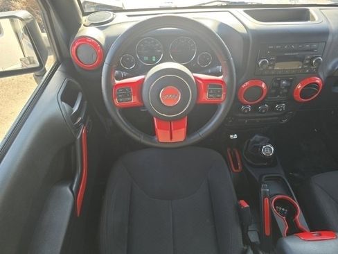 Used 2017 Jeep Wrangler Unlimited Sport w/ Quick Order Package 23S image 4