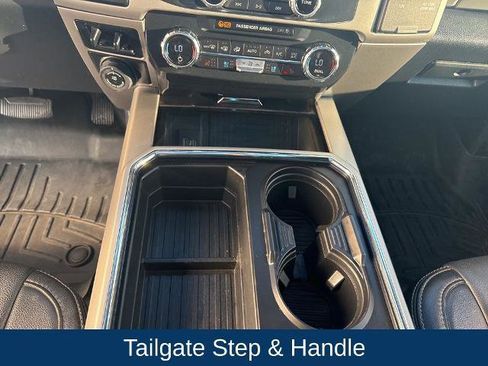 Certified 2022 Ford F250 Lariat w/ Black Appearance Package image 22