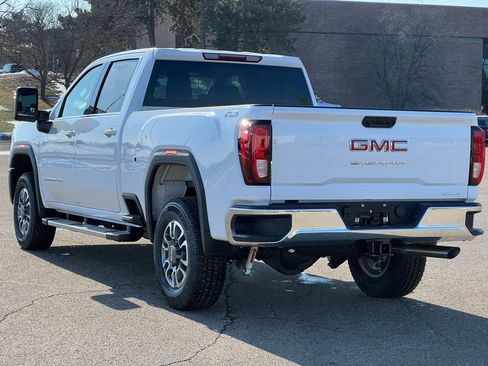 New 2026 GMC Sierra 2500 SLE w/ SLE Value Package; image 11