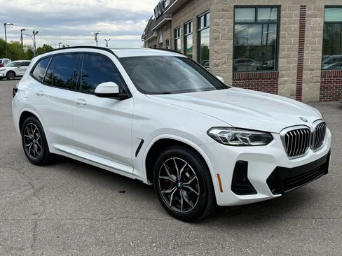 Used 2022 BMW X3 xDrive30i w/ M Sport Package 2 AWD/4WD image 3
