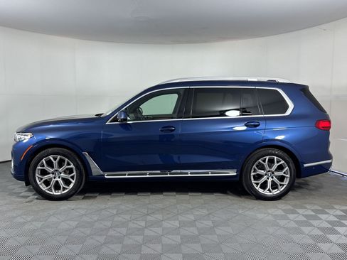 Used 2022 BMW X7 xDrive40i w/ Premium Package AWD/4WD image 2