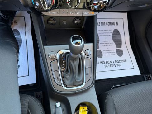 Used 2023 Hyundai Kona SEL image 20