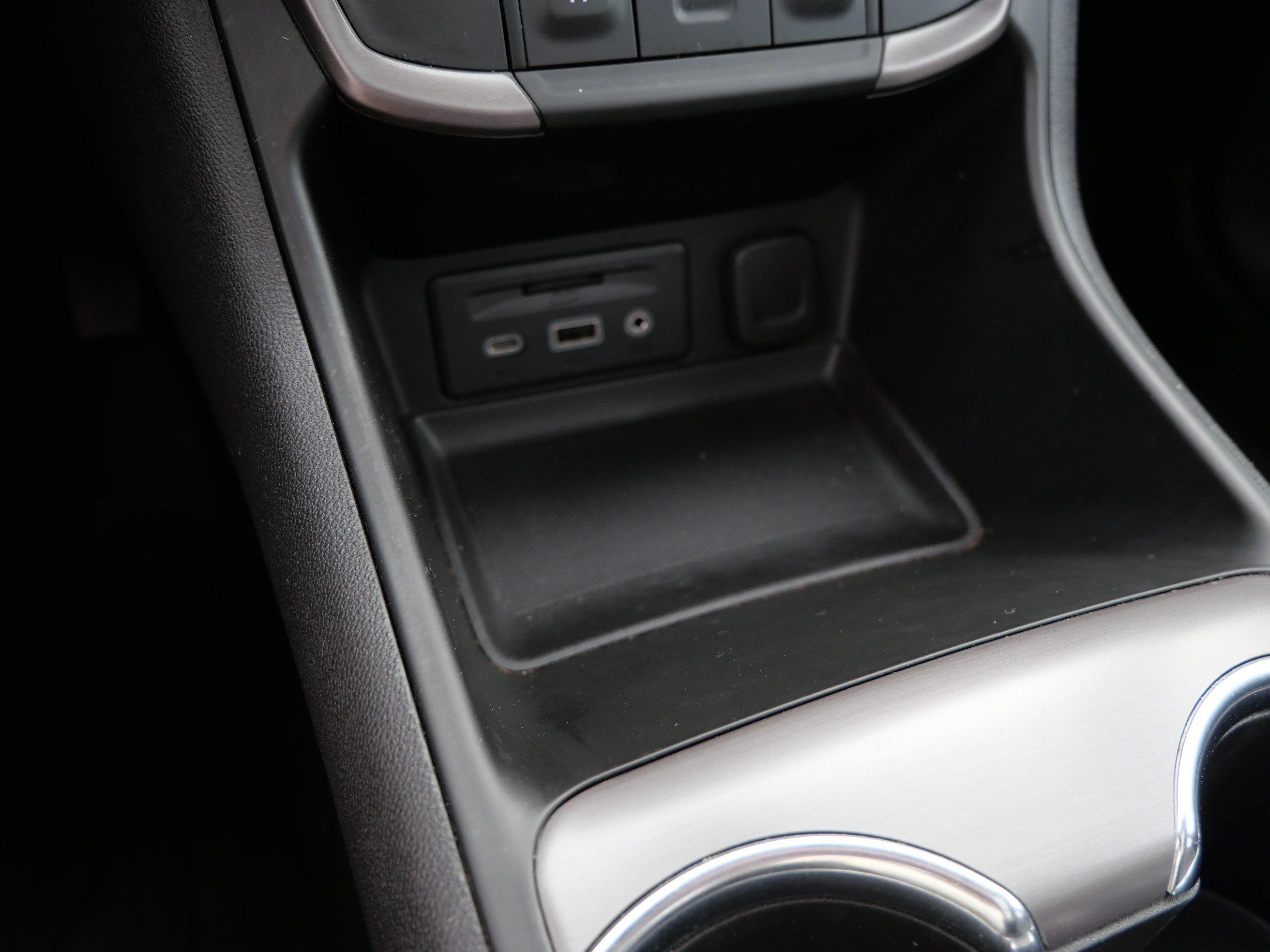 Used 2023 GMC Terrain AT4 w/ Infotainment Package II AWD/4WD image 34